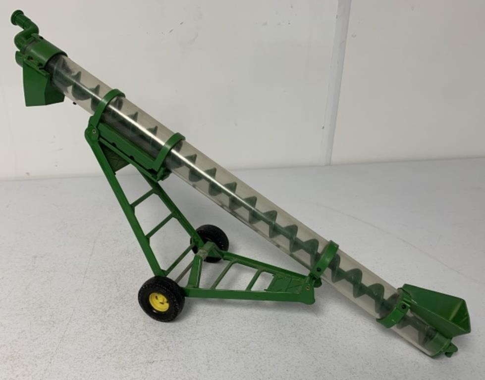 John Deere Auger Elevator