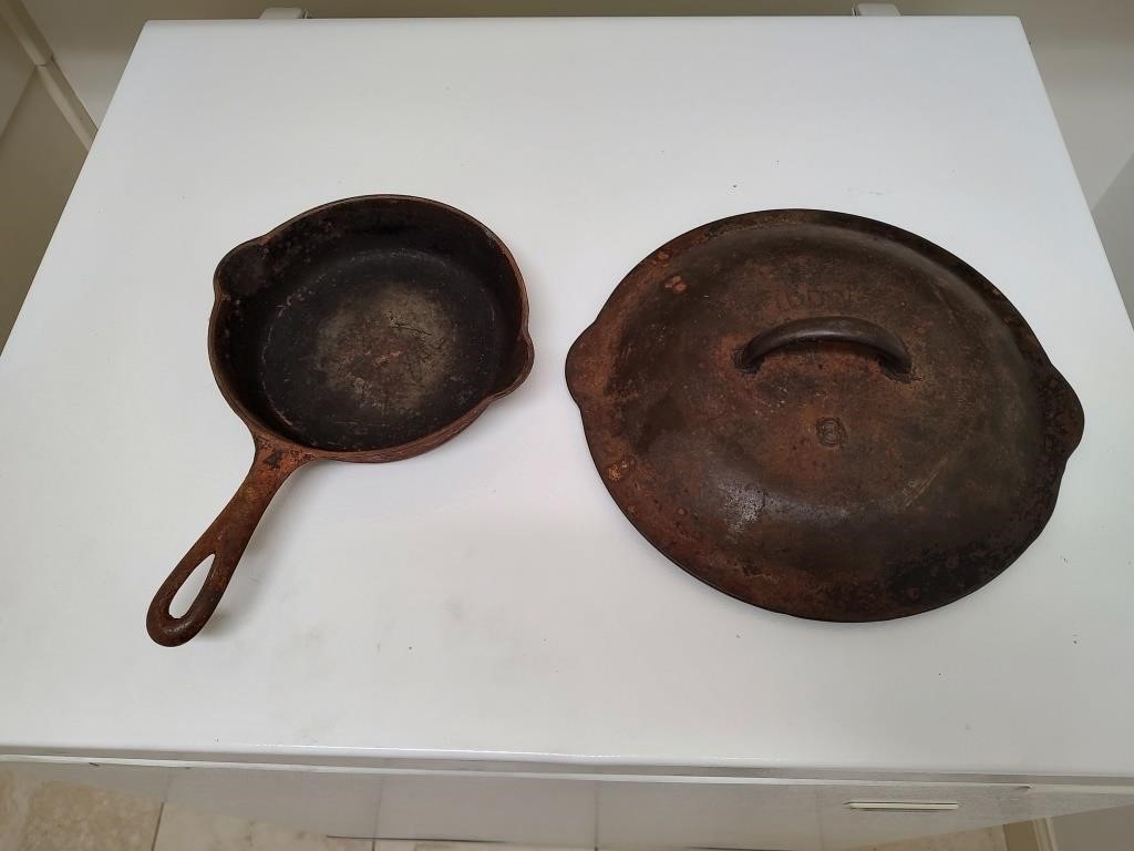 Cast Iron Griswold #4 and Lodge Lid #8