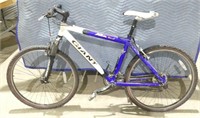 Giant Mountain Bike - ATX850, used