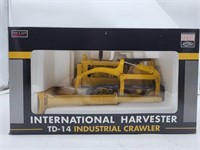 International TD-14 crawler w/Blade