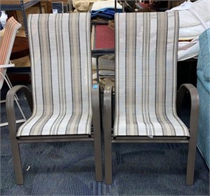 2 METAL FRAME PATIO CHAIRS