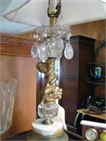 Lamp with glass prisms