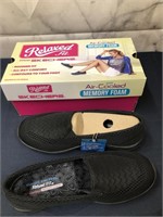 Size 10 Women's Skechers