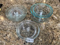 7 glass mixing bowls