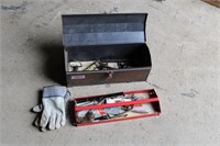 METAL TOOLBOX WITH HAND TOOLS