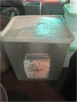 1 Plastic Storage Container with Cover