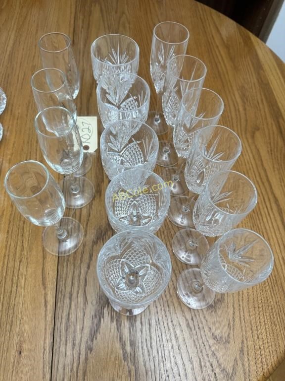 4pc set of sherry glasses, 5pc lead crystal