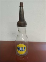 GULF OIL GLASS BOTTLE TOP DOES NOT SCREW ON
