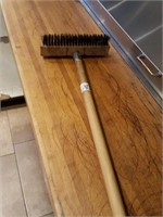 long handled oven brush