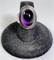 Sterling Amethyst Ring 8 Grams Size 6.25