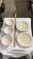 Decorative plates and bowl set