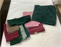 Towel w/ wash cloths