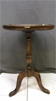 Brighton Court Wood Accent Table *2 Chips* Projec