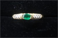Ladies 18K Emerald and Diamond Ring--6.3 grams