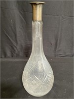 Crystal decanter with silver neck