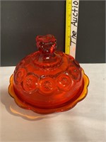 Amberina glass butter dish with lid