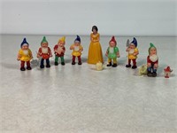 Vintage Snow White & The 7 Dwarfs, 3in Tall