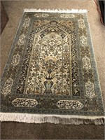 48"x73"  Wool Area Rug in Good Condition