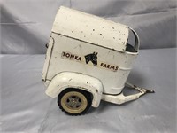 VINTAGE TONKA FARMS HORSE TRAILER 9x5x7 INCHES