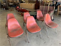 (6x) Metal base chair with molded seats by Herman