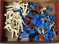 LARGE GROUP OF VINTAGE PLAYSET FIGURES