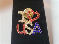 I love USA lapel pin