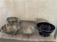 Group of Kitchen Ware