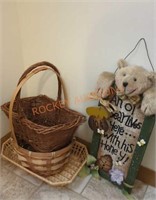 misc. basket, decor and small lamp lot