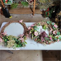 2 GRAPEVINE WREATHS