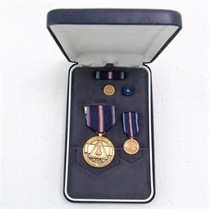US NASA Space Flight Medal In Case-Astronaut