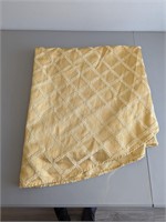 Beautiful Gold Patterned Lenox Table Cloth