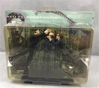 Neo vs Agent Smith The Matrix adult collectibles