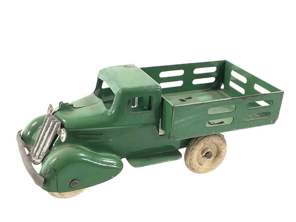 Wyandotte Pressed Steel Truck w/ Rubber Wheels