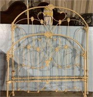 Painting Victorian Style Iron Twin Bed