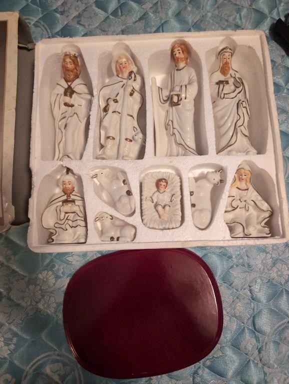 Nativity set