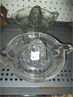 2 Glass Juicers