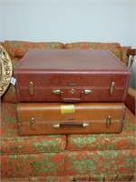 2 vintage Samsonite suitcases