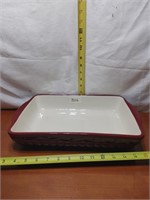 LARGE RED CASSOROLE DISH NO CHIPS