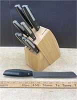 Knife Block w/Stainless Steel Knife Set (China)