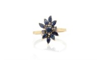 Sapphire and 14ct yellow gold cluster ring