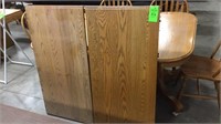 Oak table w/ 2 leaves, 4 chairs