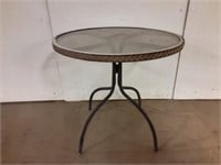 Patio Table 30"diameter and 28" tall