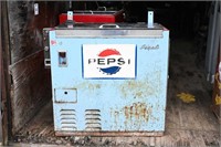 IDEAL PEPSI-COLA COIN-OP CHEST COOLER