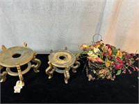 Chinoiserie: Footed Planter, 2pc Footed Stands