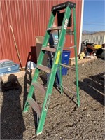 6' Louisville Fiberglass Ladder