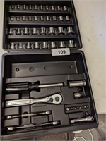 Craftsman 53 Piece Tool Set