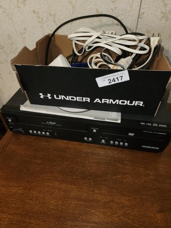 Magnavox 4 Head VCR Player & Accessories
