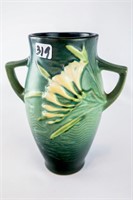 Roseville 117-6" Freesia Vase