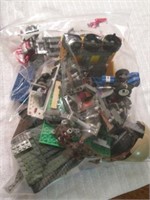 2 Gallon Bag of Legos & Misc Building Pieces
