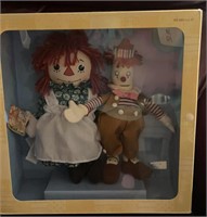 C7) Dolls: Raggedy Ann & Snitznoodle new in box